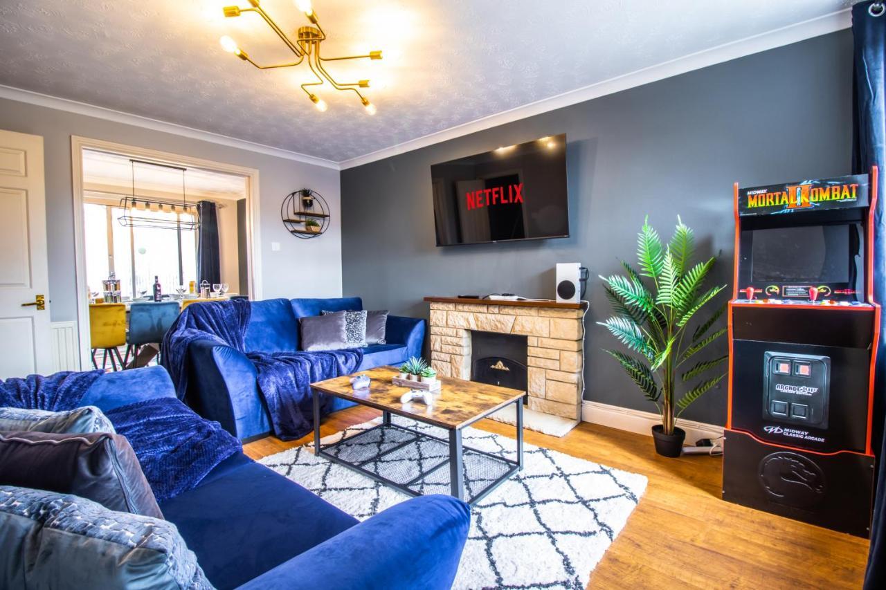 Amazing Modern 3 Bedroom W Parking And Wifi Apartment Bristol
