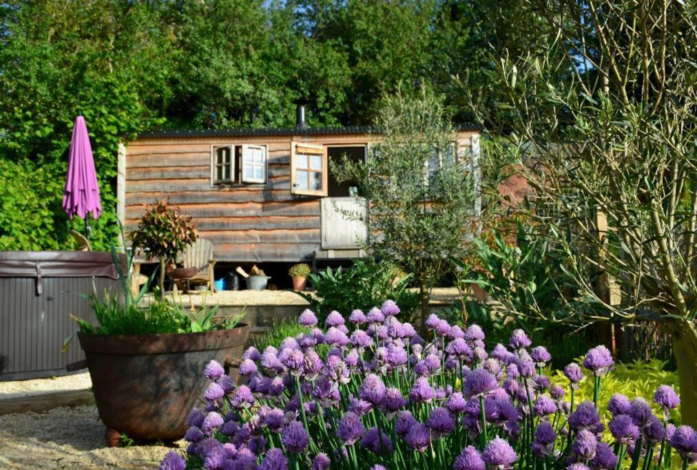 Luxury, Rural Shepherds Hut With Hot Tub Nr Bath Chalet *