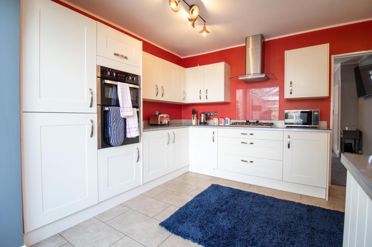 Holiday home Stunning House Free Parking Garden Wifi Bristol