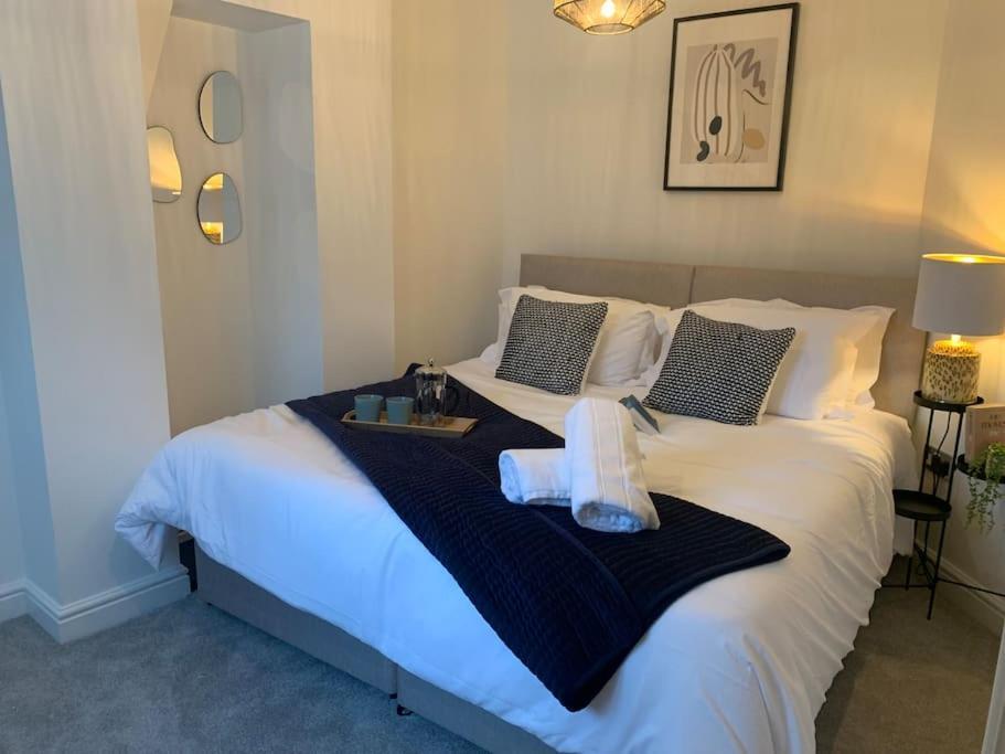Apartment Alto - Lovely 2 Bedroom Serviced By Mint