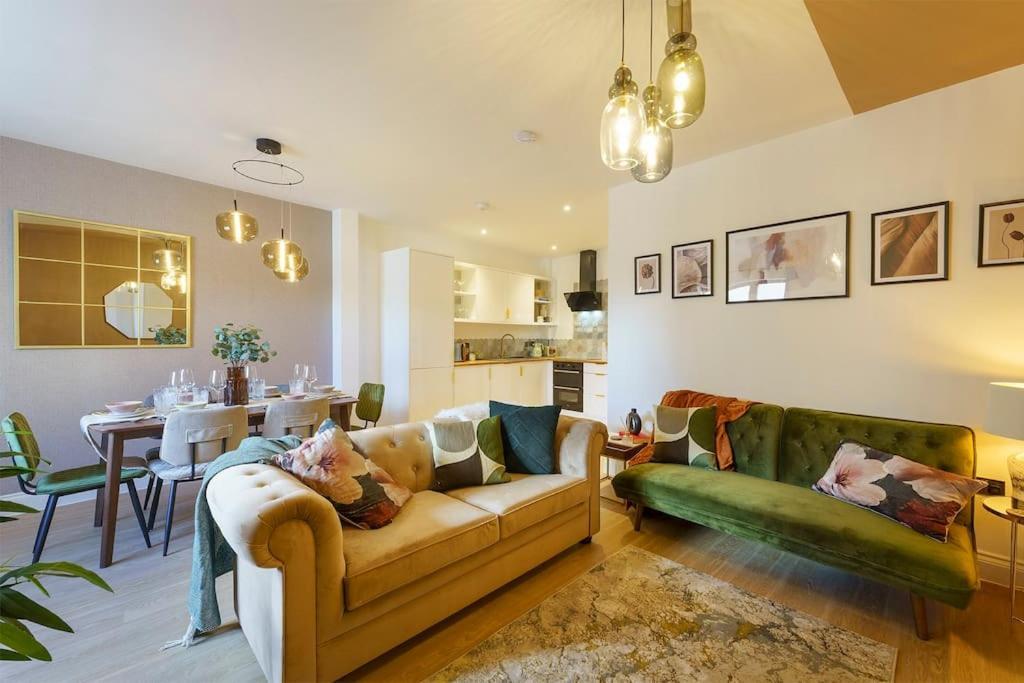 Bressingham - 2 Bedroom Luxury By Mint Apartment