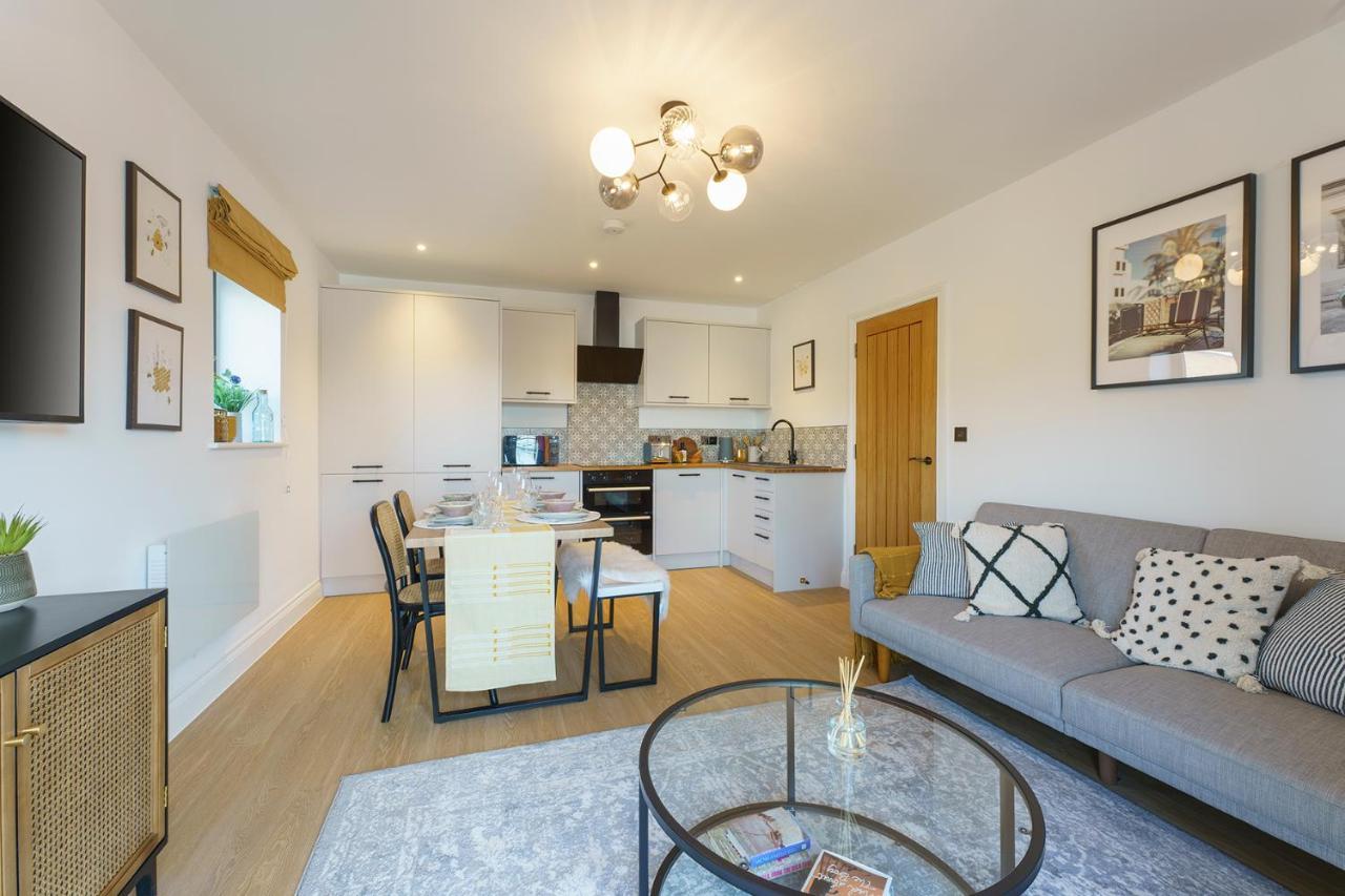 Honeysuckle - 1 Bedroom Luxury By Mint * Bristol