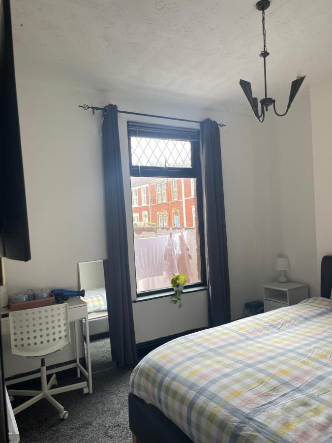 Large Double Bs11 Bristol