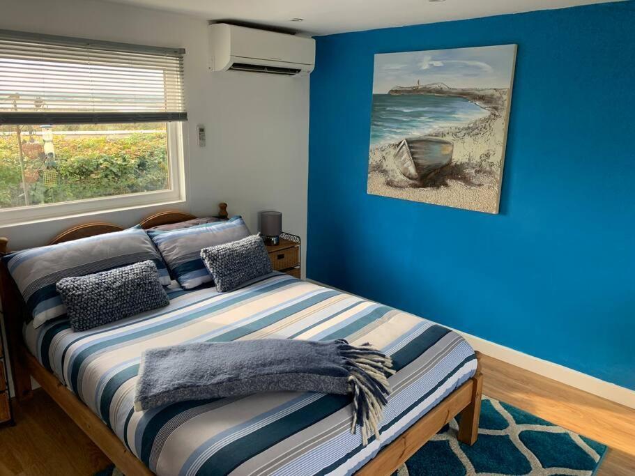 Old Ferry View Apartment