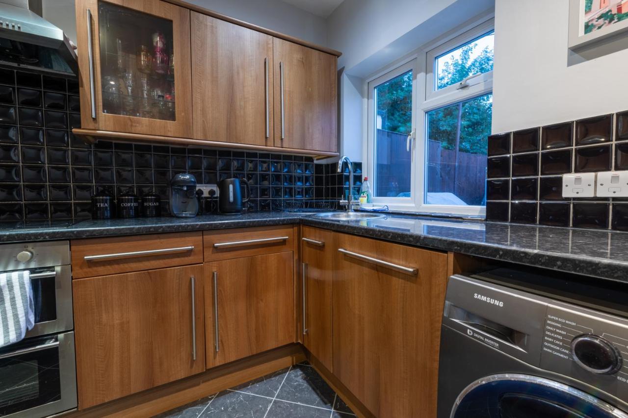 3 Bedroom And Garden In North Bristol