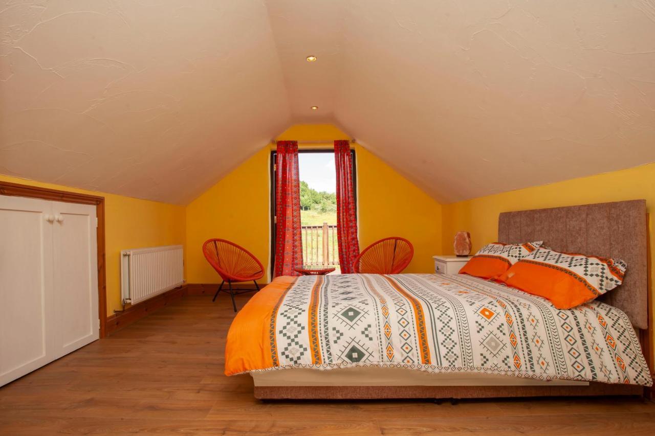 La Olli -natural Pool & Hot Tub Villa Bristol