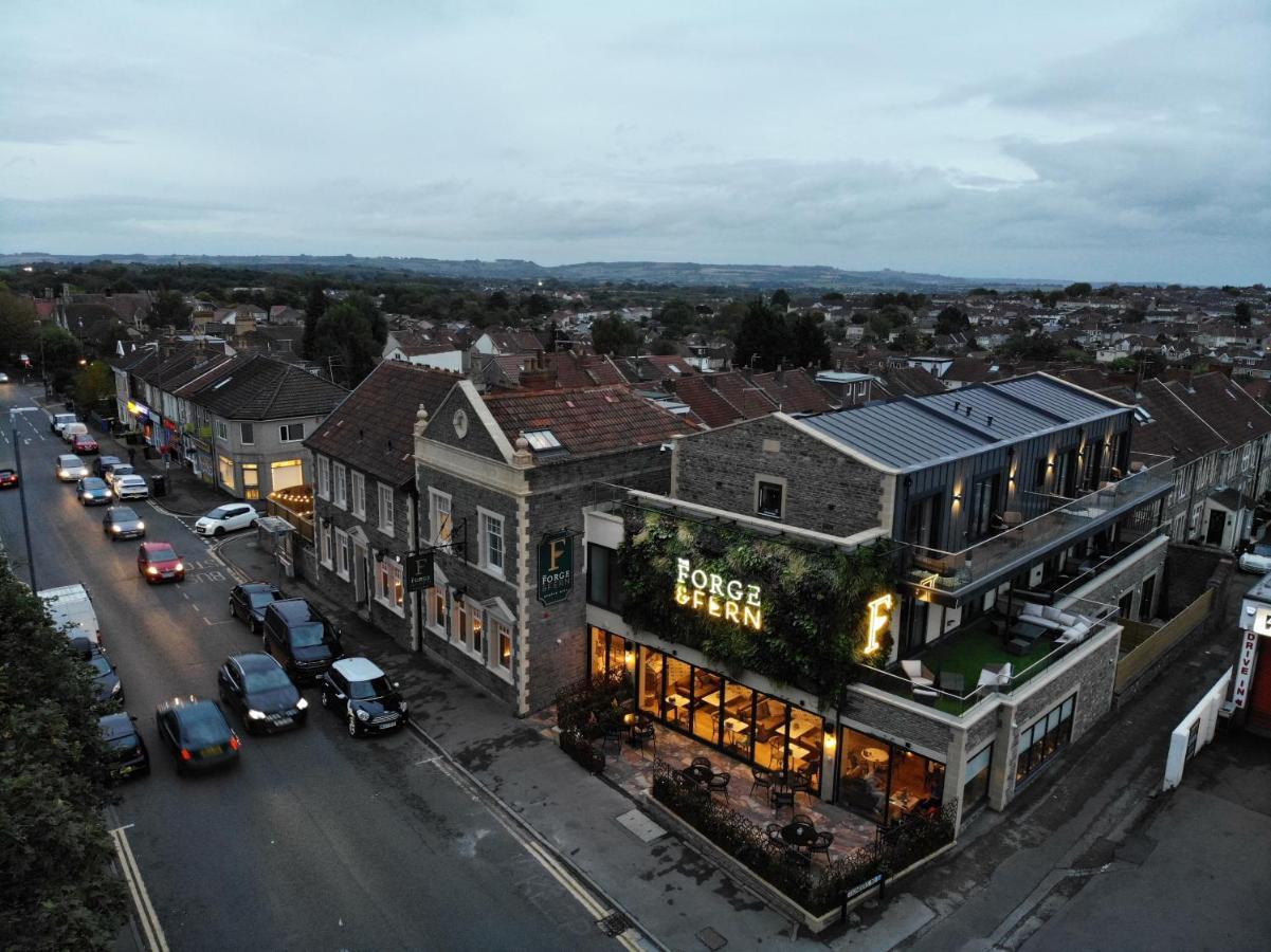 Lilyturf - 2 Bedroom Luxury By Mint * Bristol