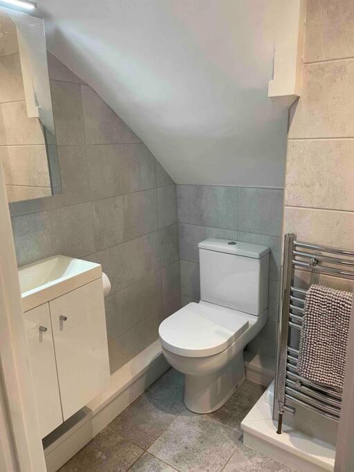Townhouse With Harbour Views. Sleeps 7 Holiday home *