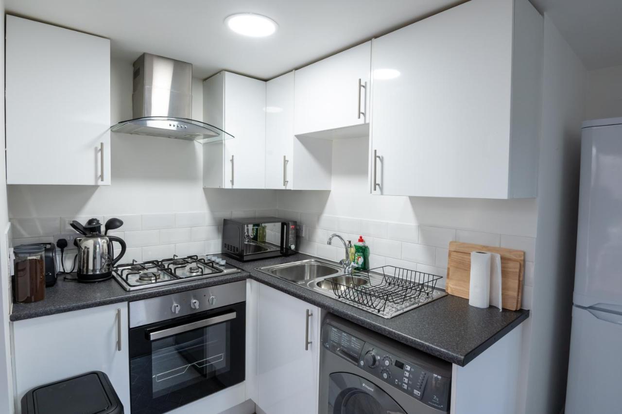 Apartment Short Stays - Amazing Redland Flat! Free Parking *