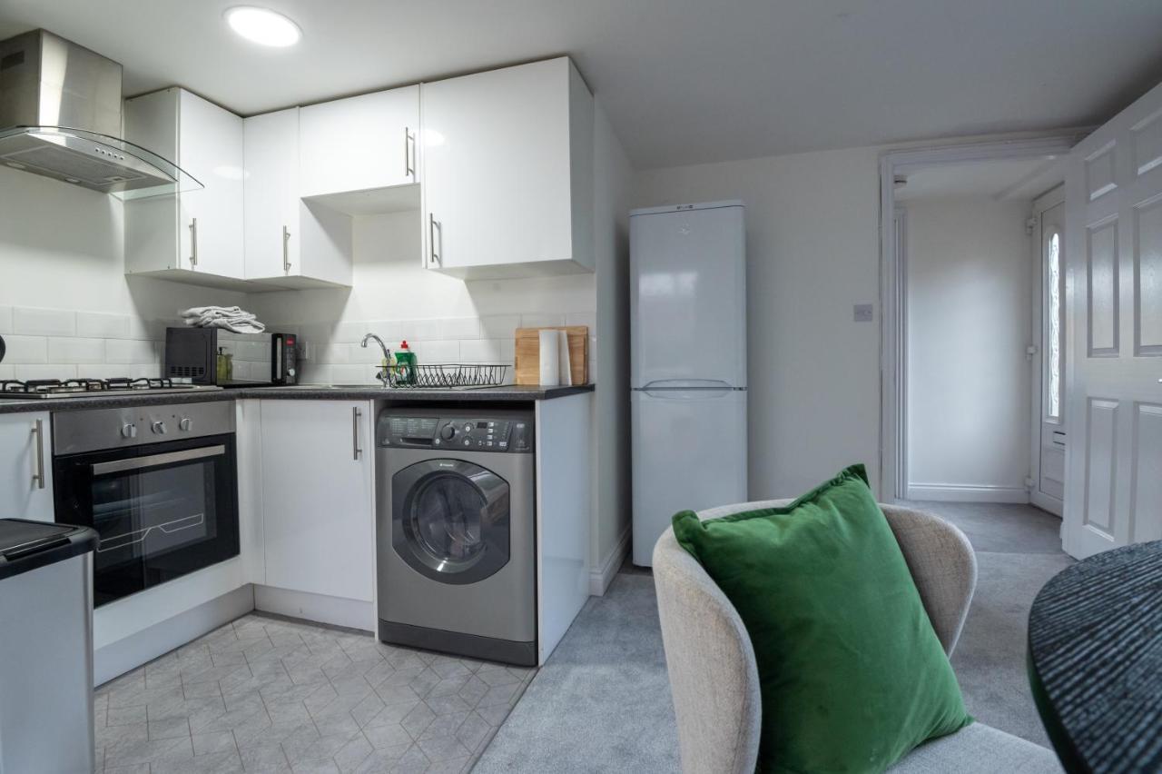 Short Stays - Amazing Redland Flat! Free Parking Apartment Bristol
