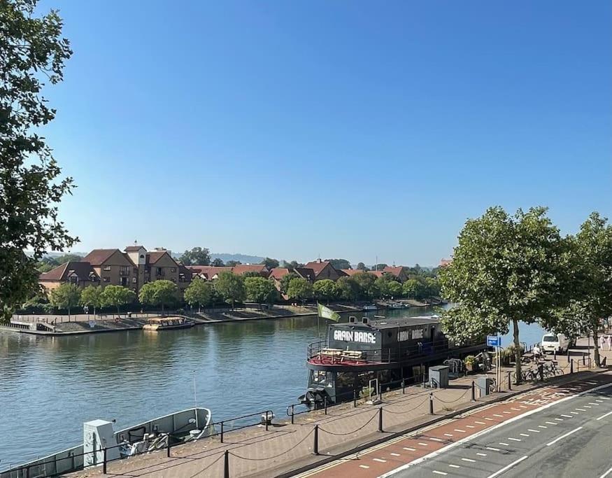 Townhouse With Harbour Views. Sleeps 7 Holiday home Bristol