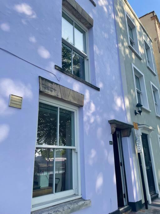Holiday home Townhouse With Harbour Views. Sleeps 7 Bristol