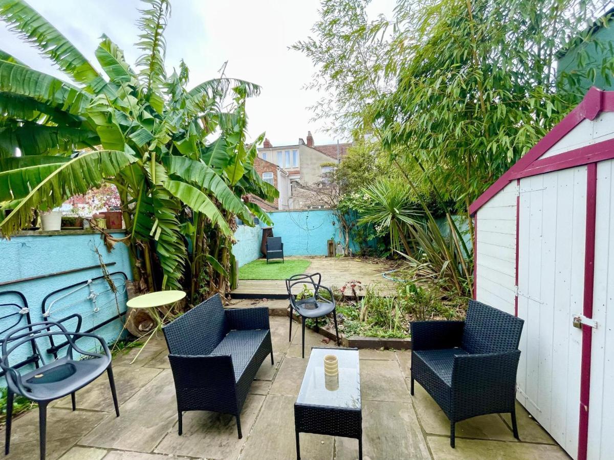 Colourful 3bd With Garden In Southville Holiday home