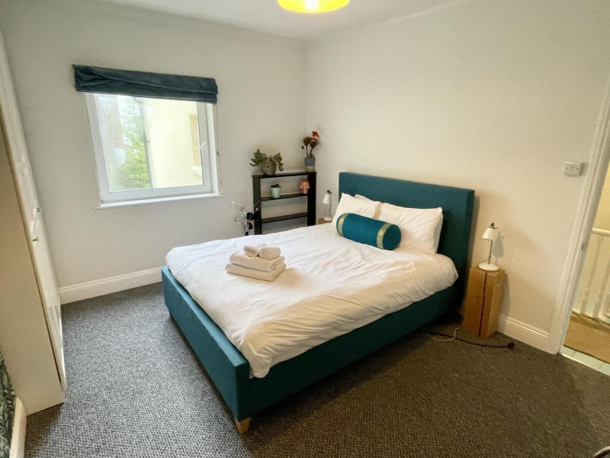 Colourful 3bd With Garden In Southville Bristol