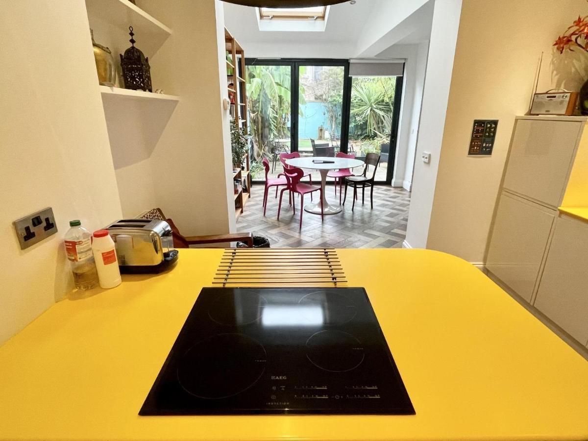Colourful 3bd With Garden In Southville Bristol