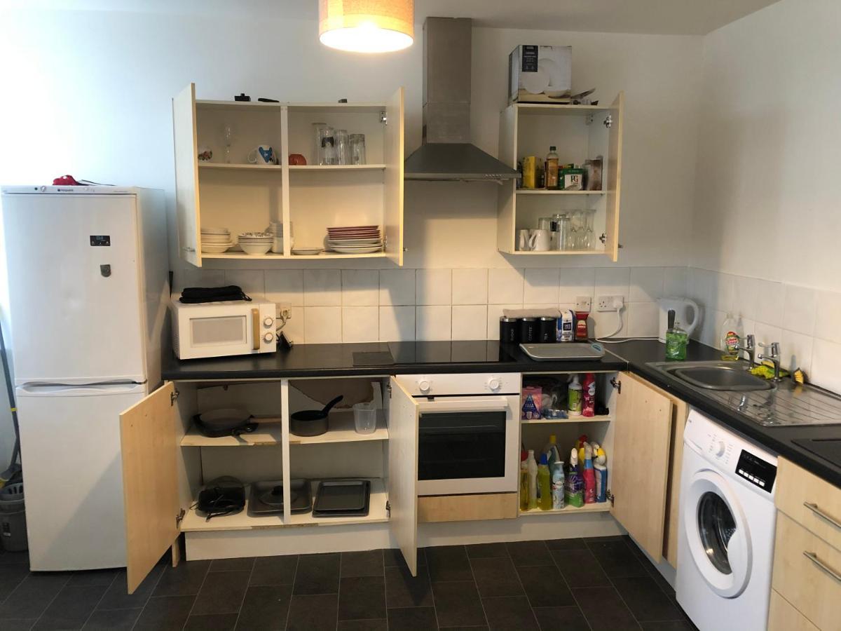 Apartment 2 Bedroom Flat In Kingswood
