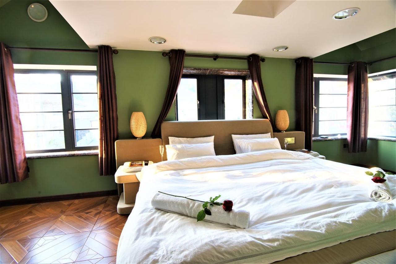 Belmont Penthouse