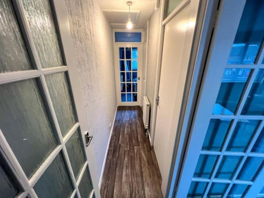 Apartment Modern In