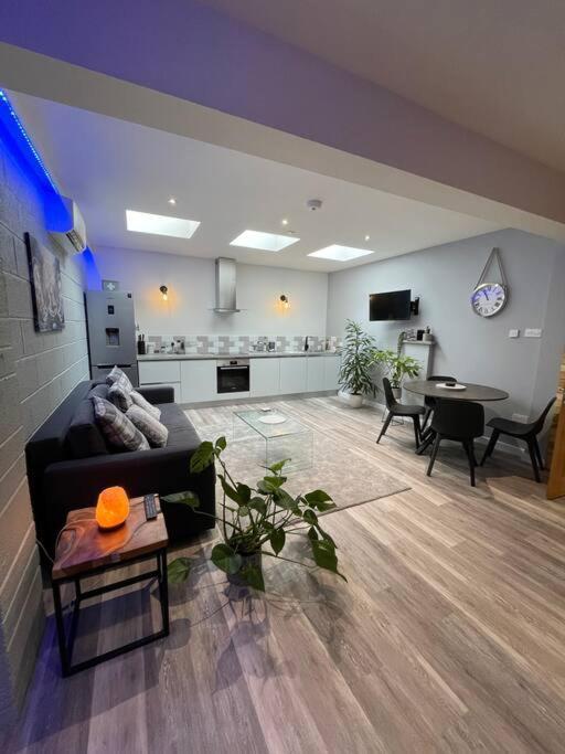 Terry's Yard, Southville, Apartment Bristol
