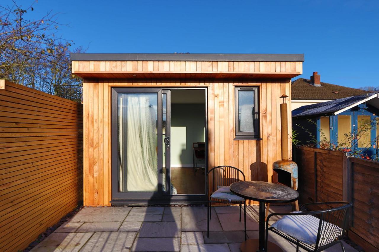 Lovely In Fantastic Long Ashton Area *