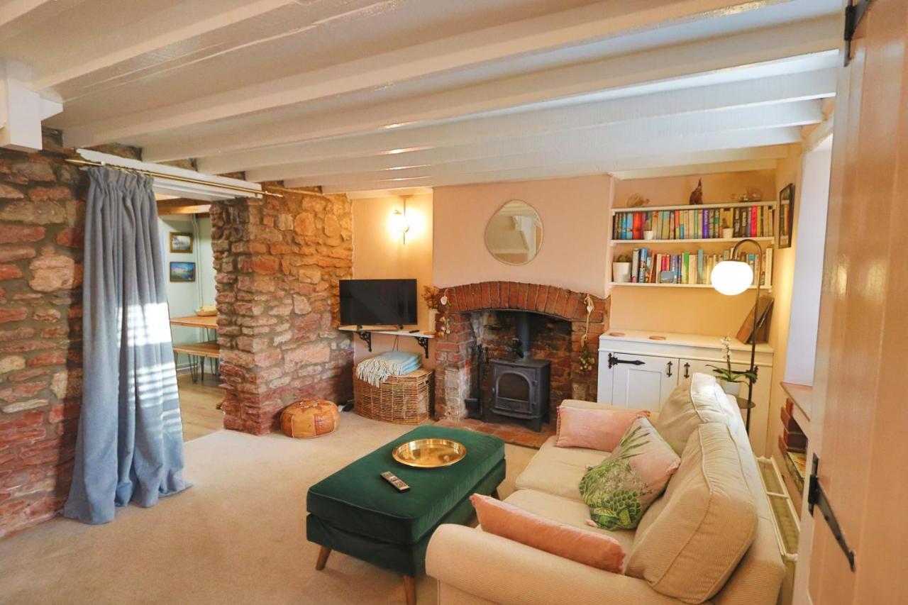 Lovely In Fantastic Long Ashton Area Holiday home