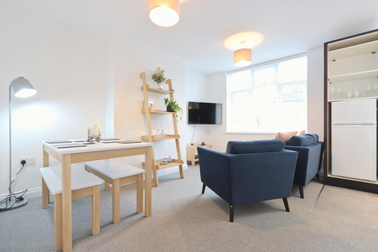 Wellington West Apartment *
