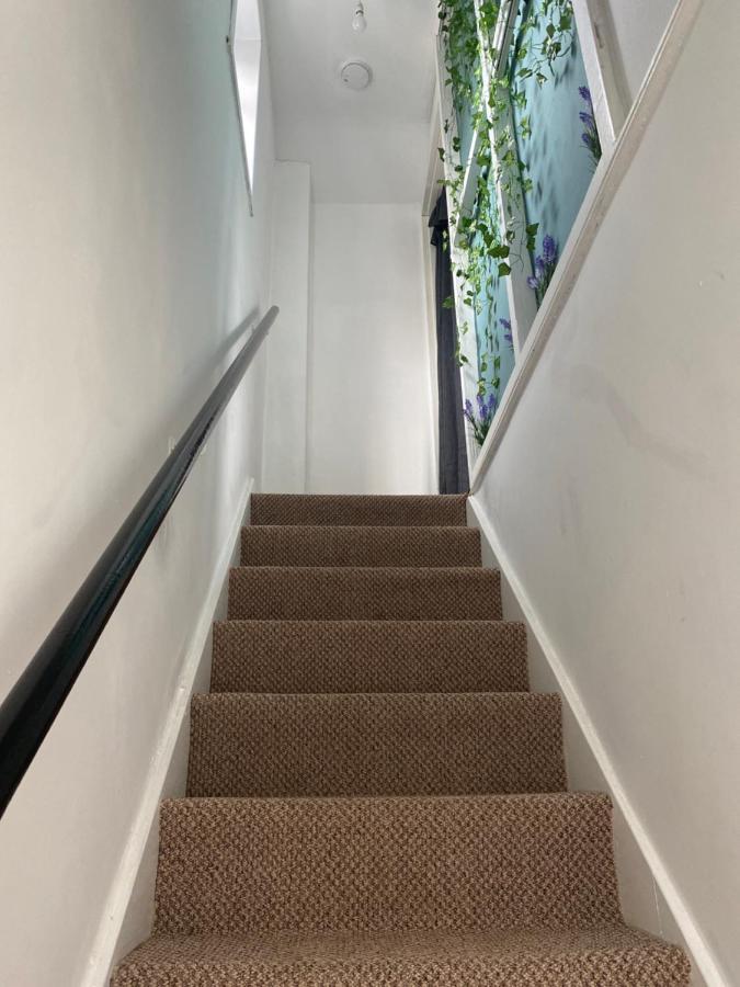 Annex - Garden View Apartment Bristol