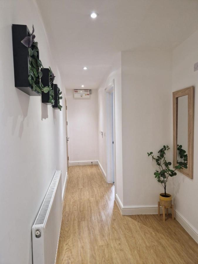 Exquisite - Sleeps 8 - Garden - Parking *