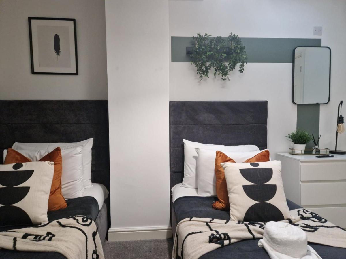 Apartment Exquisite - Sleeps 8 - Garden - Parking Bristol