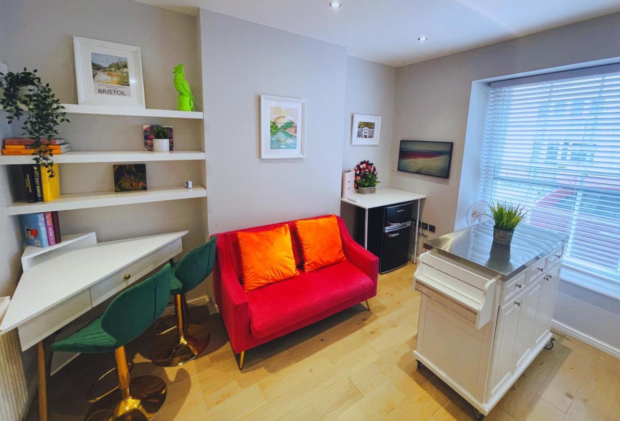 Apartment - Harbourside Bristol