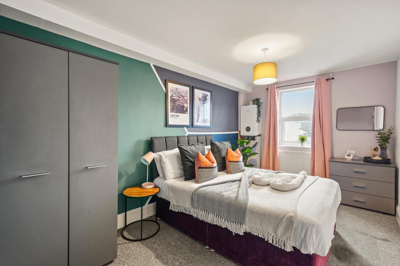 Duplex Penthouse - Private Rooftop - Sleeps 6 Apartment *