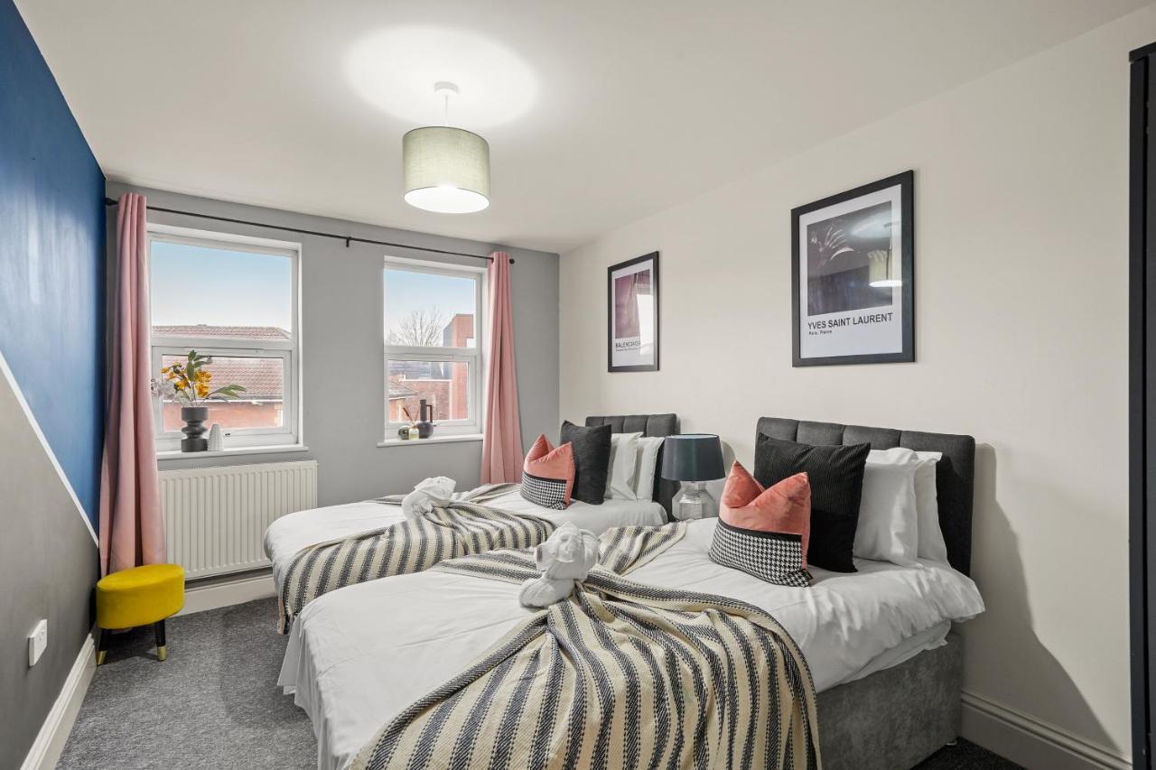 Apartment Duplex Penthouse - Private Rooftop - Sleeps 6