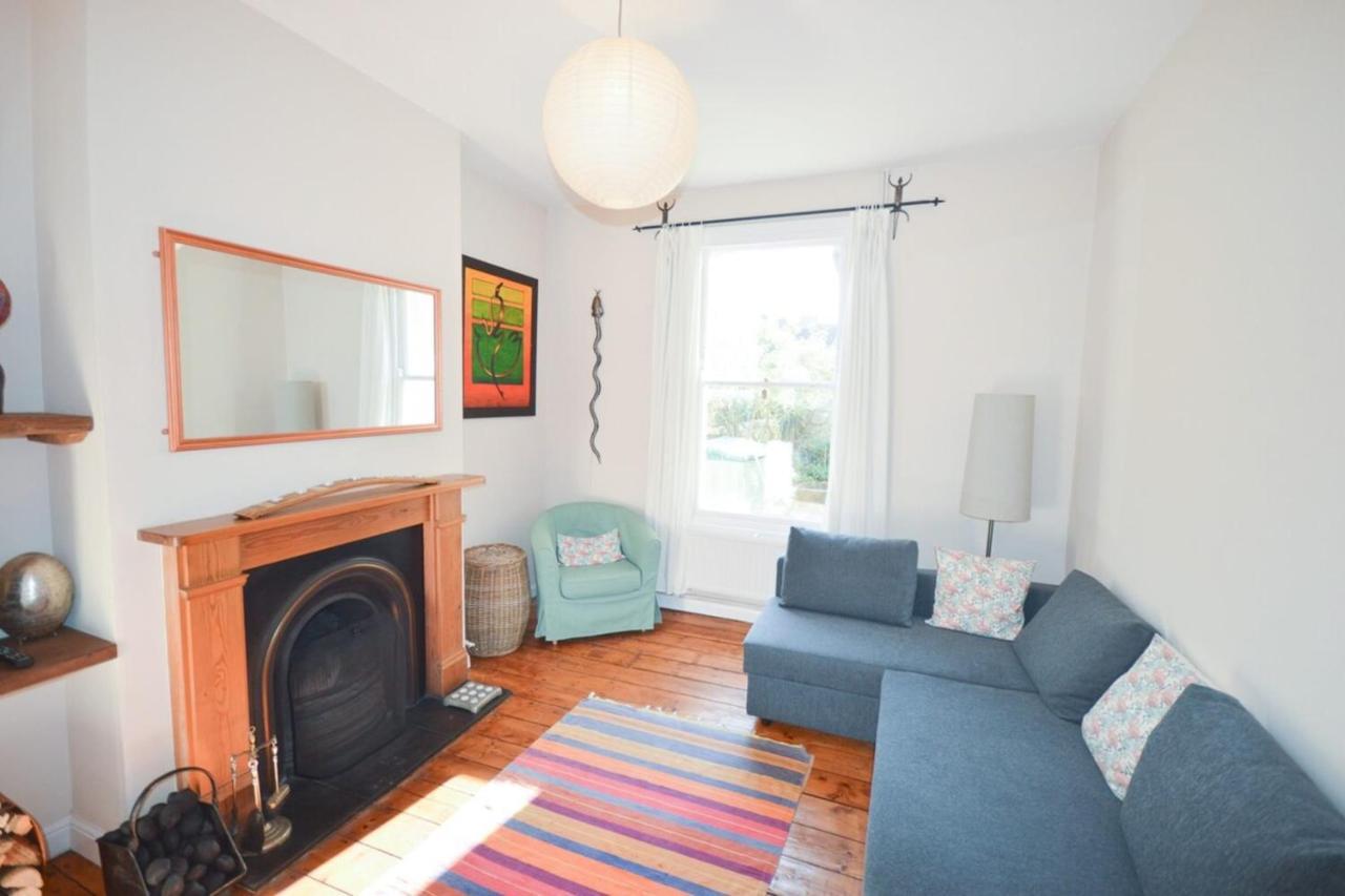 Outstanding 3 Bedroom House In Montpelier Bristol