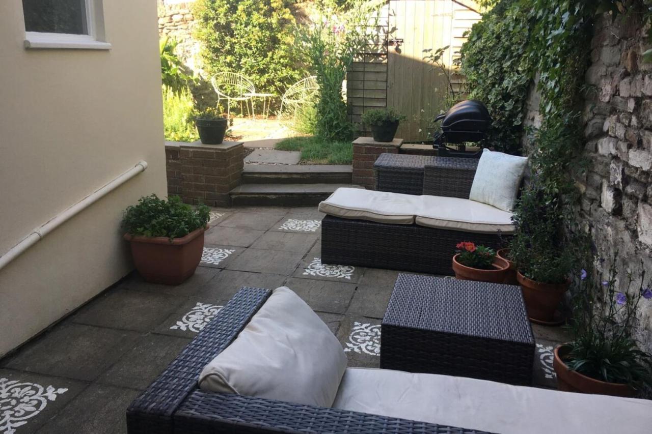 Outstanding 3 Bedroom House In Montpelier