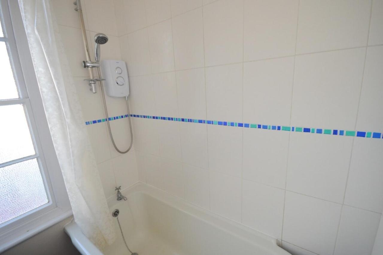Holiday home Outstanding 3 Bedroom House In Montpelier *