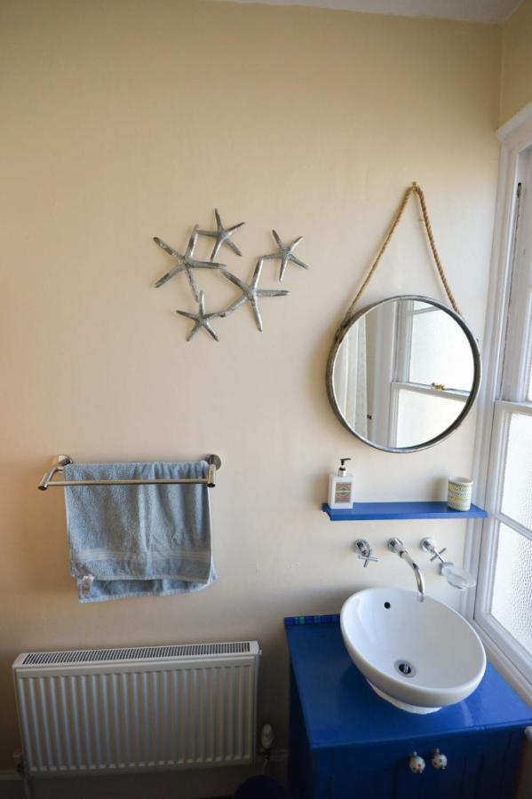 Outstanding 3 Bedroom House In Montpelier Holiday home *