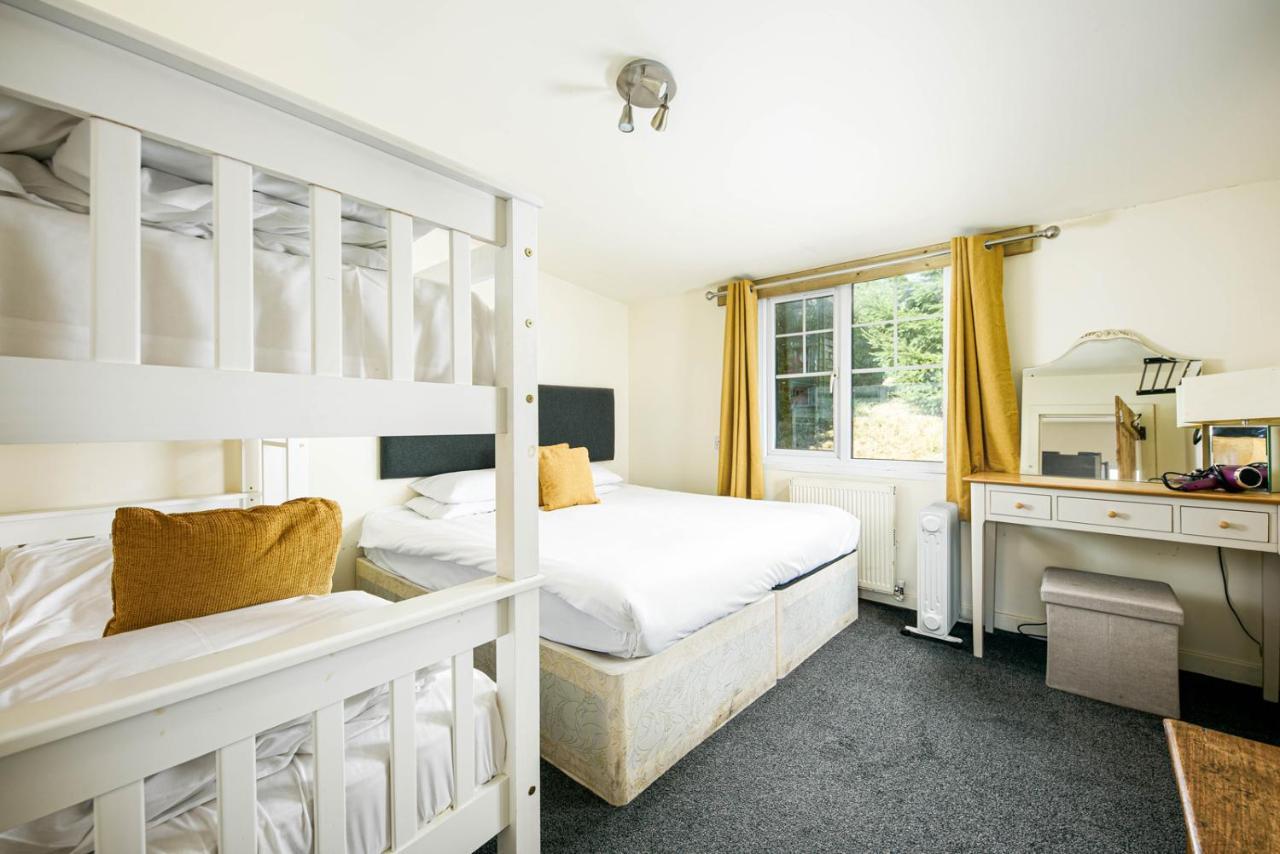 Holiday home The Pine Including Games Room, Camp Fire & Hot Tub Bristol