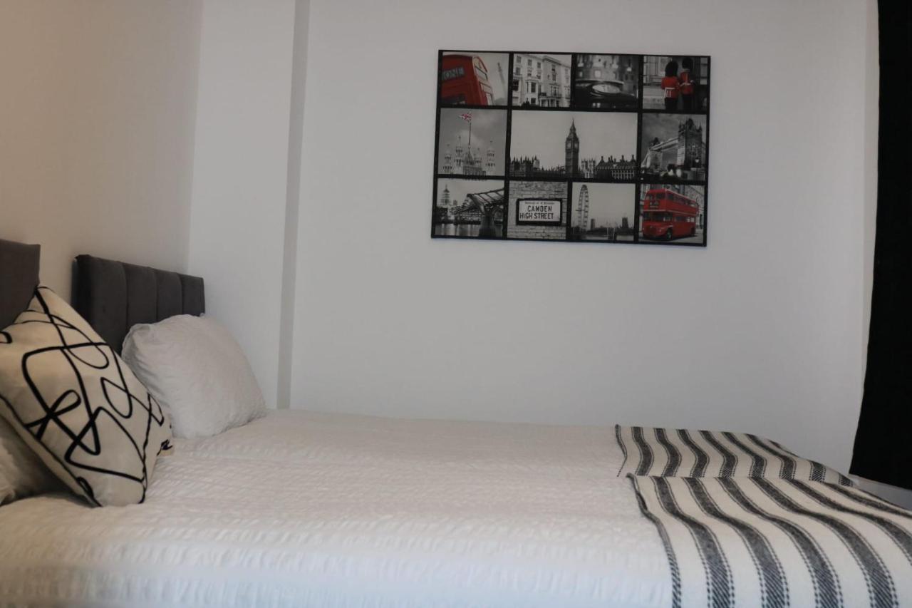 Bradley Stoke Retreat: Refurbished For Extended Group *