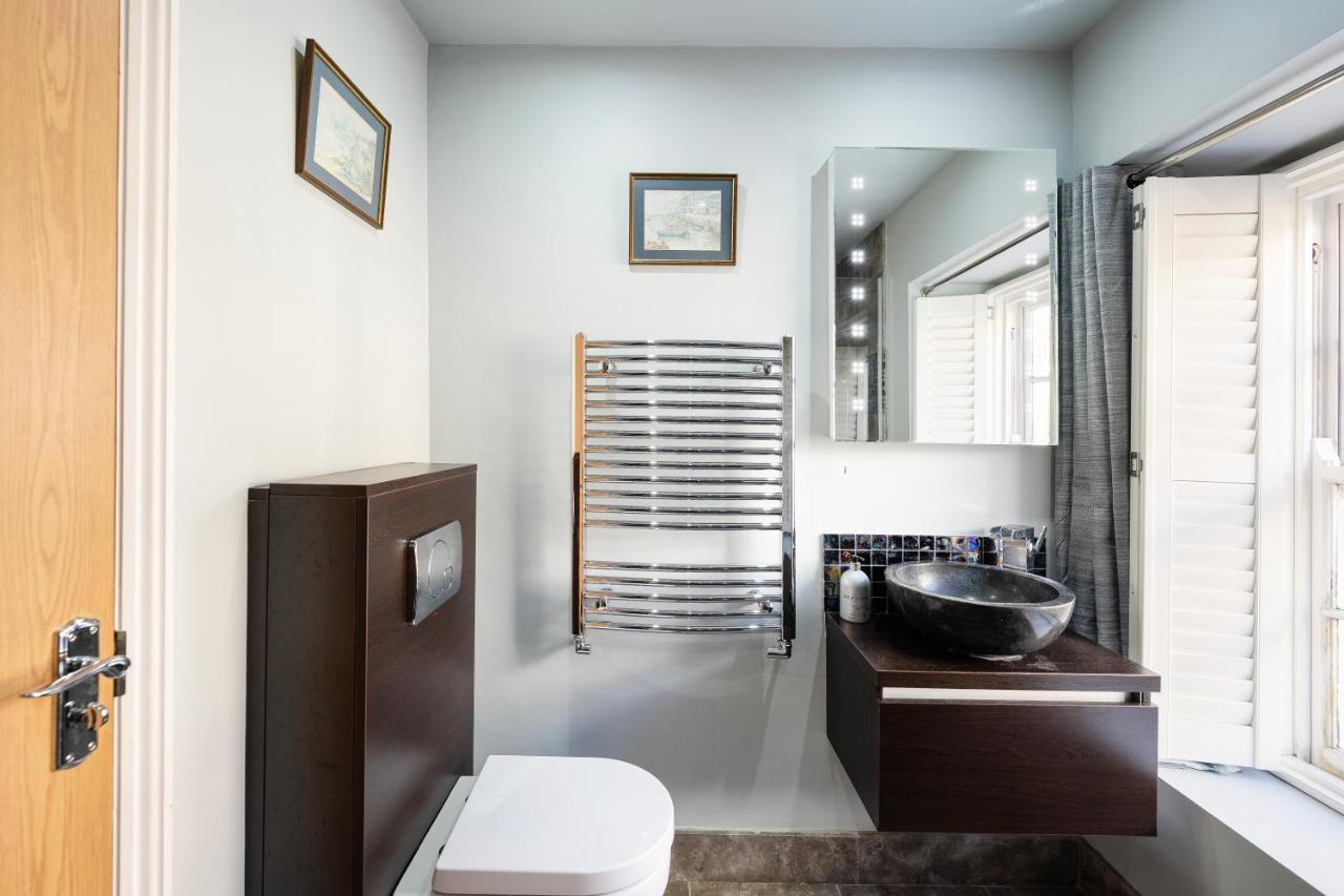 Fabulous 2 Bedroom In Fantastic Clifton - Simply Check In Bristol