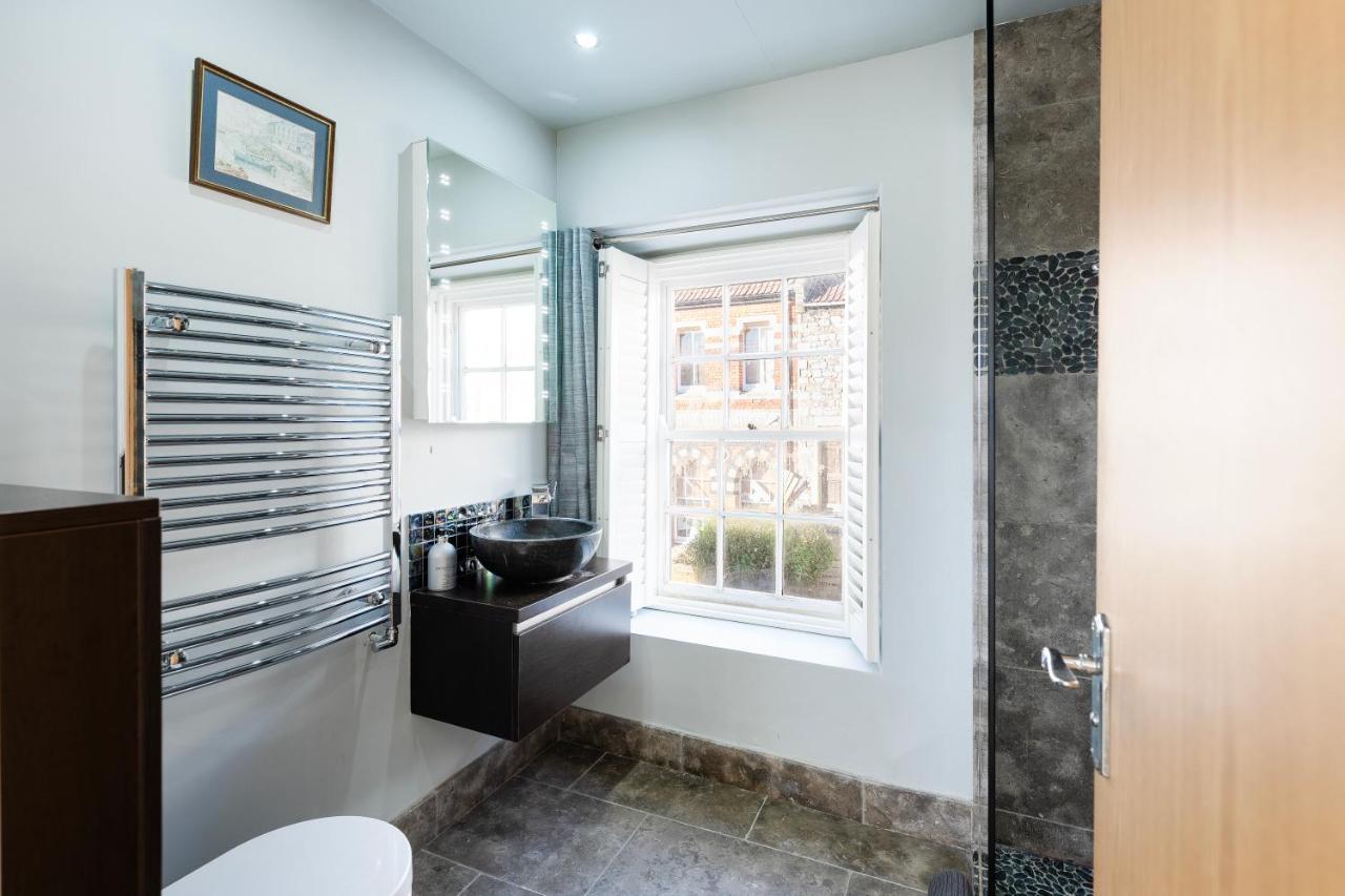 Fabulous 2 Bedroom In Fantastic Clifton - Simply Check In Bristol