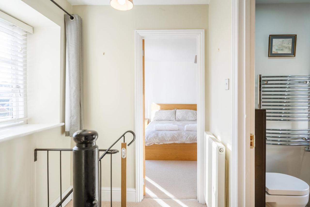 Holiday home Fabulous 2 Bedroom In Fantastic Clifton - Simply Check In