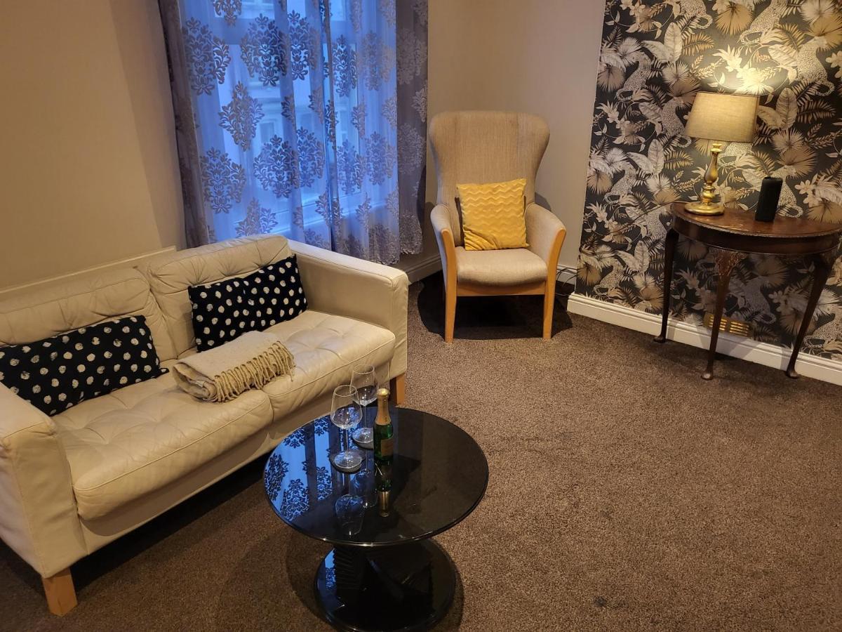 Cosy In * Bristol