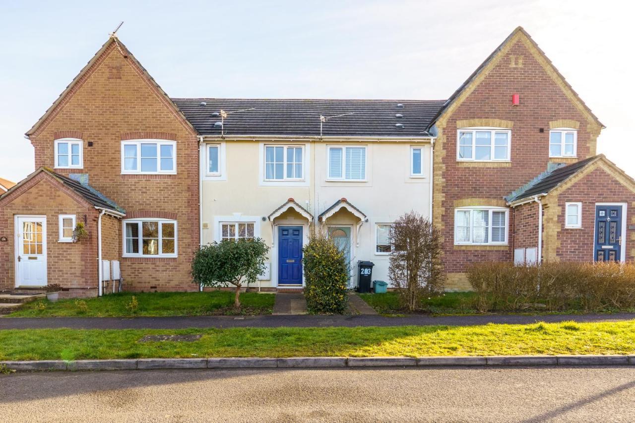 Modern 2 Bed House- Free Parking And Close To The Centre Apartment Bristol