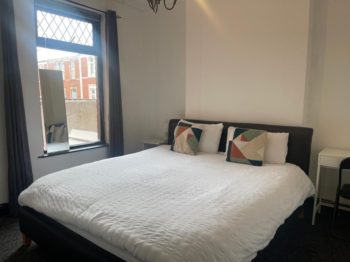 Large Double Bs11 Homestay