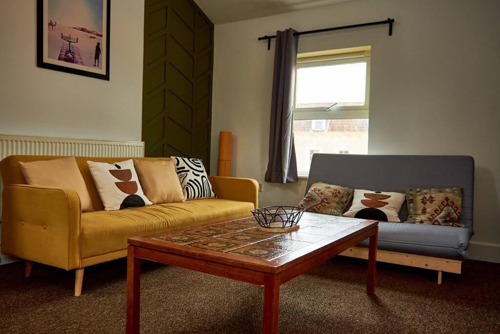 Chessel Mews Apartment