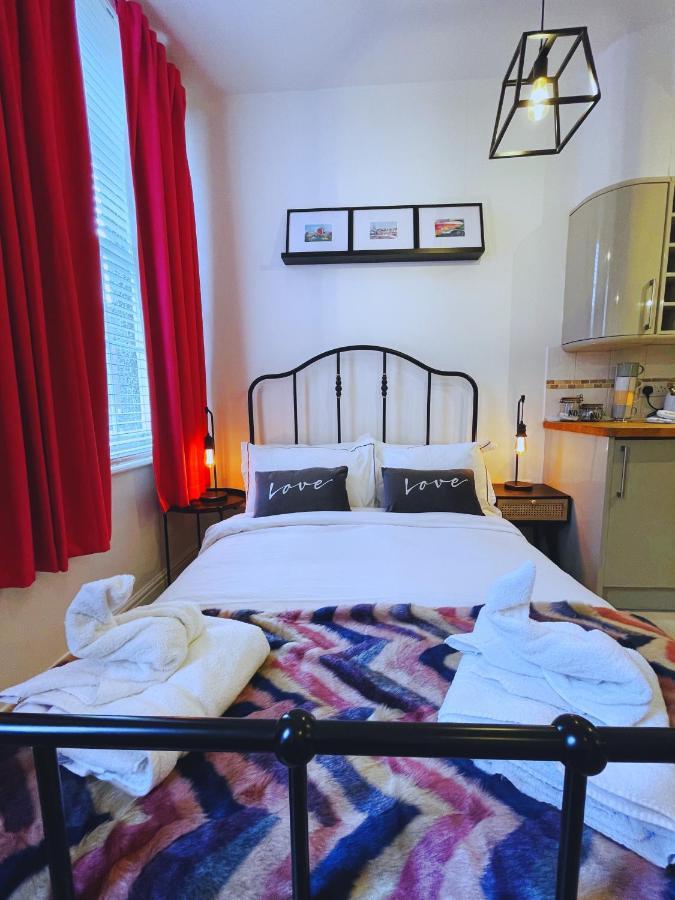 Apartment - Cabot Circus *