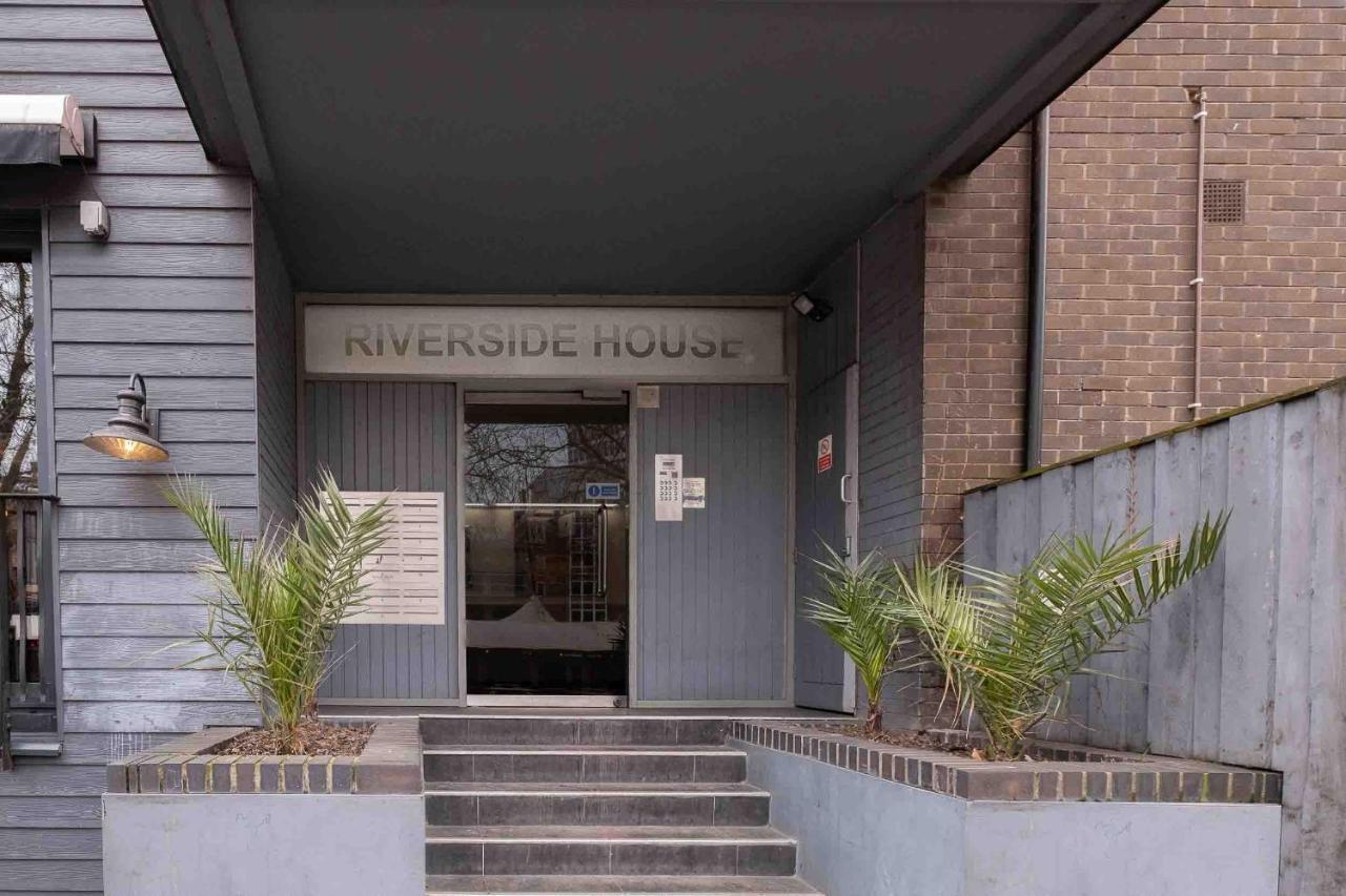 Riverside House *