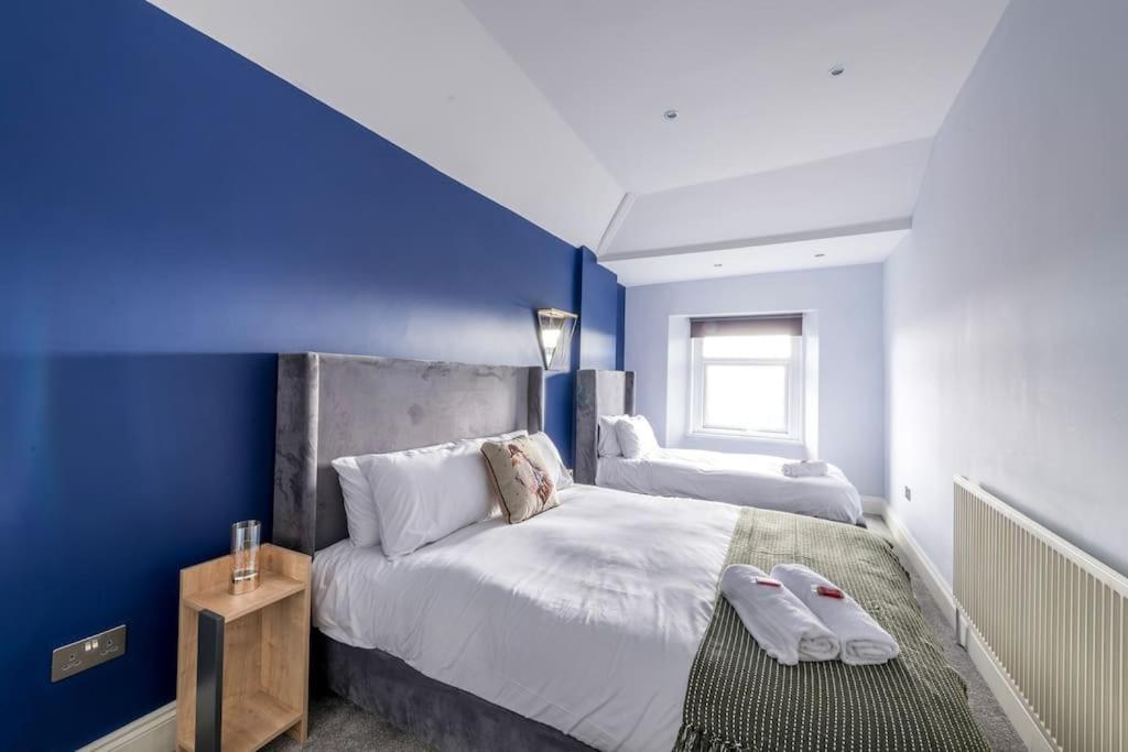 Modern Cotham House #2 By Prescott * Bristol