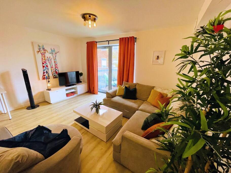 Apartment - 1 Bed - Pembroke Court *