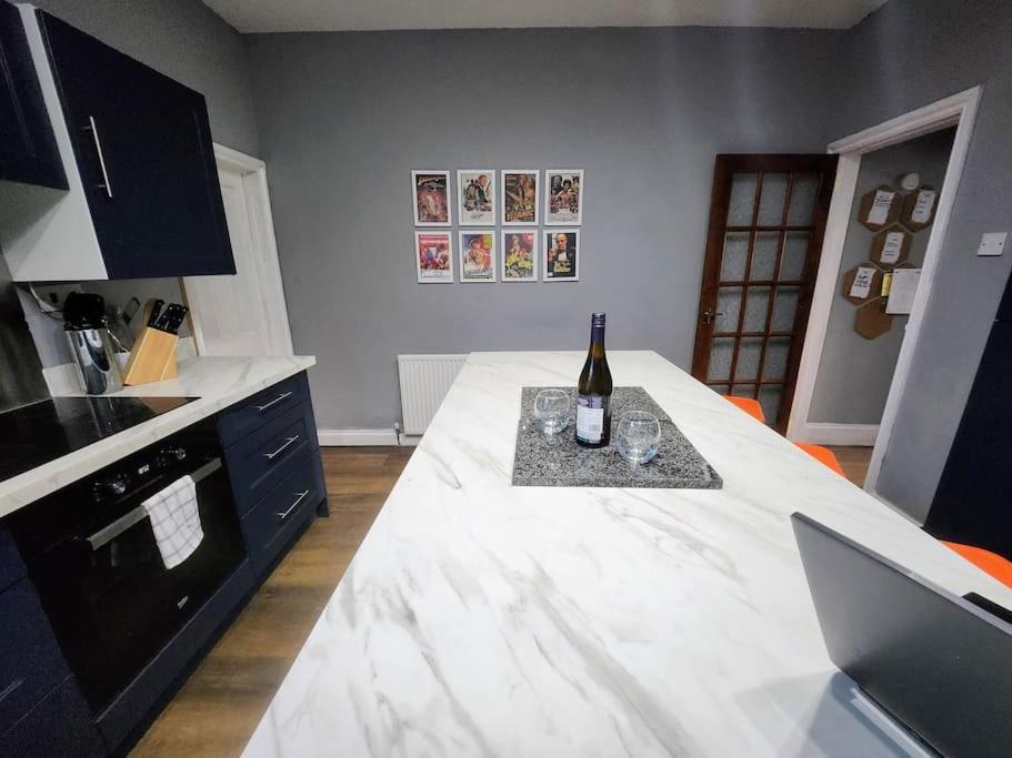 House Near Restaurants, Park And Pubs, Perfect For Pets! Holiday home